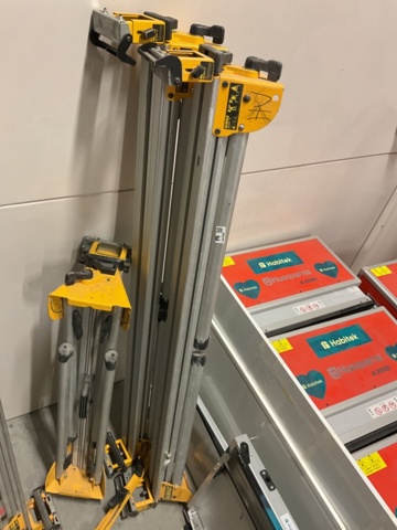 1407068-5 Stativ 3 st - DeWalt