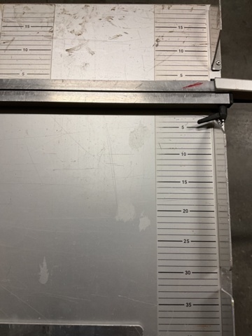 1407070-3 Skärbord Paroc