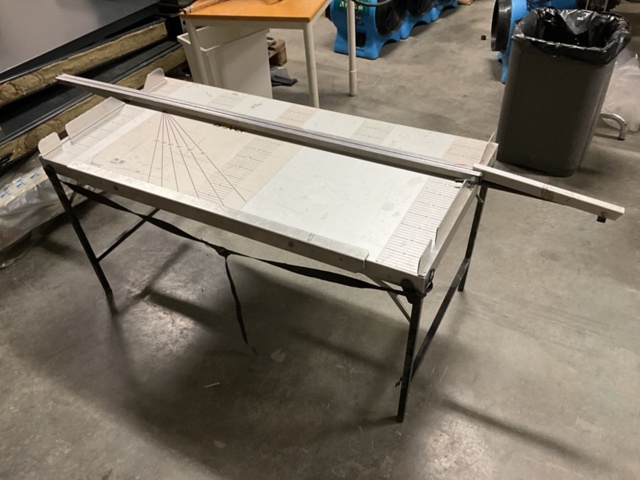 1407070-1 Skärbord Paroc