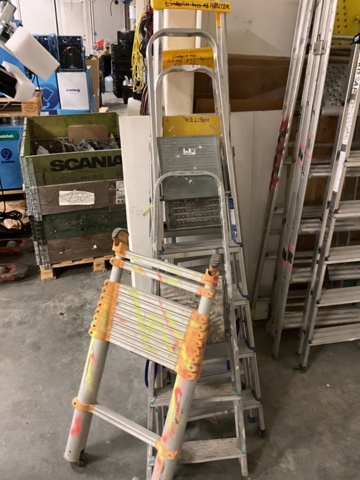 1407074-1 Stegar 6 st