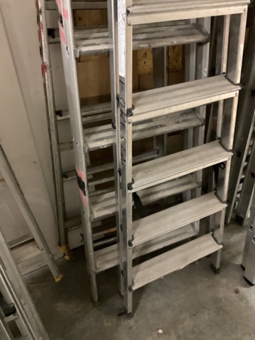 1407075-5 Stegar 4 st