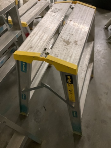 1407081-5 Trappstegar 3 st