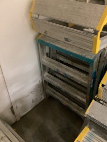 1407082-9 Trappstegar 3 st