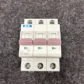 1463152-5 5 pcs. Dwarf switch Eaton 3-pole PLSM-C32/3-MW