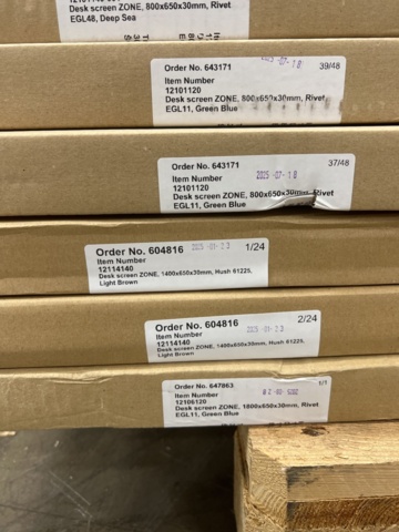 1463492-5 7 st skrivbordsskärmar