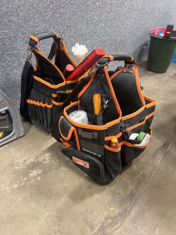 1431611-6 Verktygskista och blandade byggtillbehör