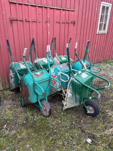 1389110-2 Skottkärror blandat skick 7st