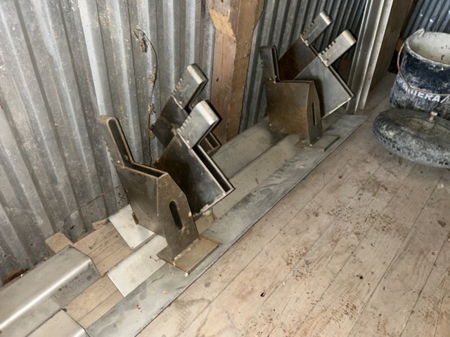 1389111-2 Rätskivor och stor mängd formstämp