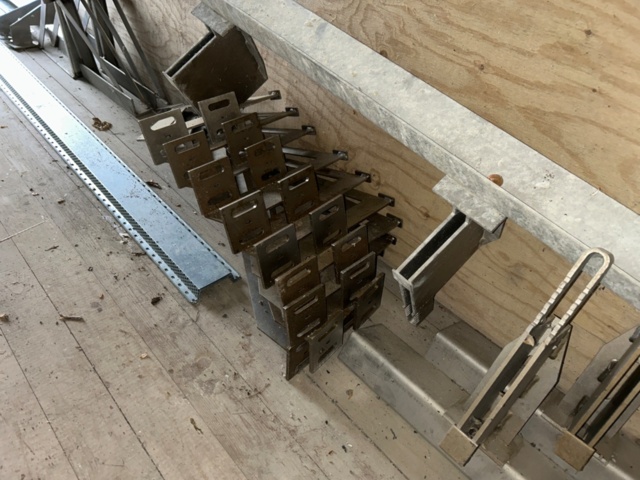 1389111-3 Rätskivor och stor mängd formstämp