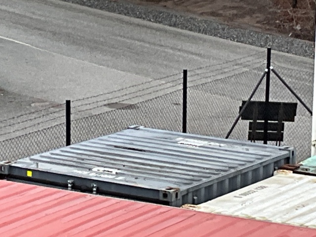 1407137-6 8 fot container