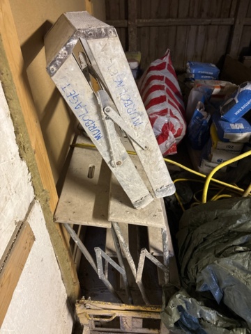 1389114-2 Stegar, murkärror, cementbruk