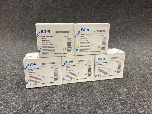 1463237-2 5 pieces Eaton 3-pole PLSM-C40/3-MW dwarf switch