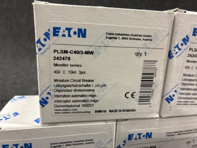 1463237-4 5 pieces Eaton 3-pole PLSM-C40/3-MW dwarf switch