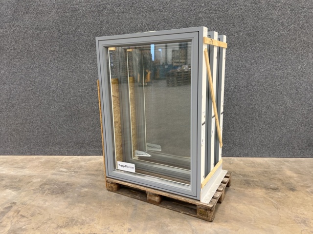 3 pivot windows Optimal Vrid F1 Traryd window 11-15 - PS Auction - We ...