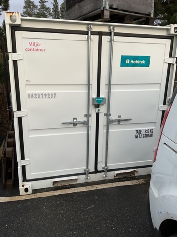 1407186-2 Miljöcontainer 8 fot