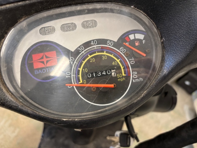 1463761-11 Scooter, Baotian Sport BT49QT-7 0.05 CVT - 2006 (Reparationsobjekt)