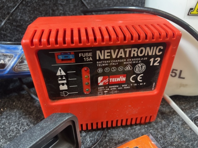 1384591-8 Assorted hand tools and accessories - Biltema, Telwin, etc.