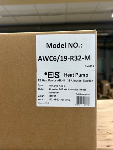 1463756-9 15 kW air/water heat pump from Energy Save connect to existing heating system. Buffer tank K66