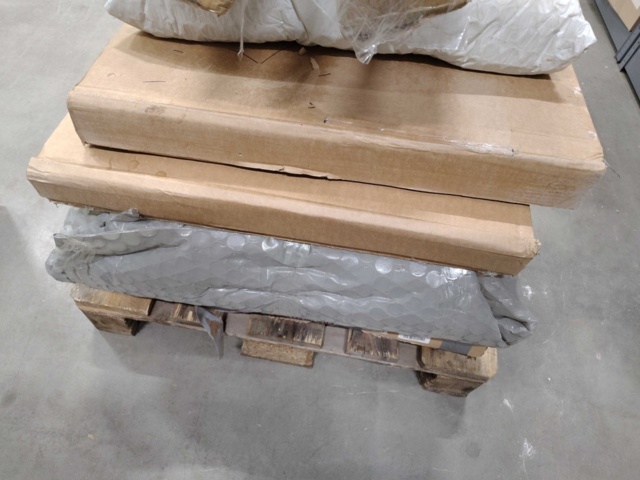 1434781-2 Furniture parts & table components, missing parts