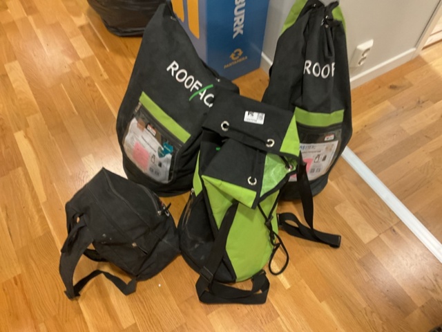 Collection of fall protection equipment - PS Auction - We value the ...