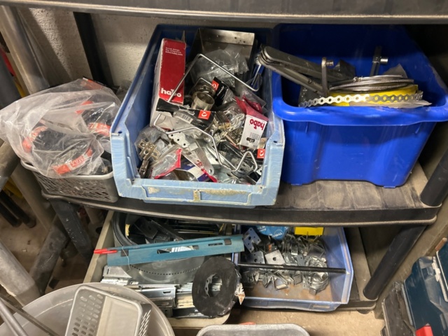 1389127-3 Verktygslådor (tomma), måleri tillbehör m.m