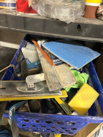 1389127-9 Verktygslådor (tomma), måleri tillbehör m.m