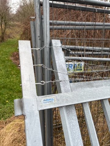 1389129-4 Grindblad 2st, byggstaket 9 sektioner