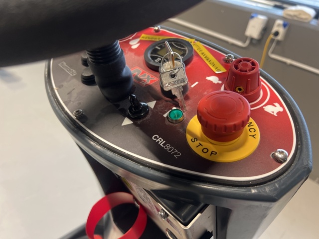 1420407-6 Skurmaskin - Numatic CRL8072/50T