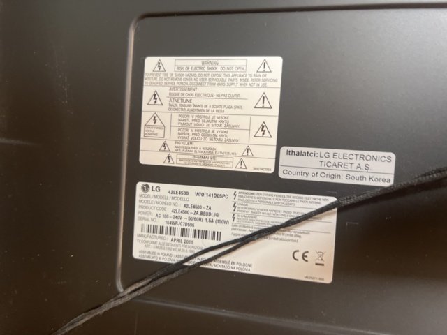 1420409-13 Kontorsinredning - Skrivbord, skärm, skrivare, m.m.