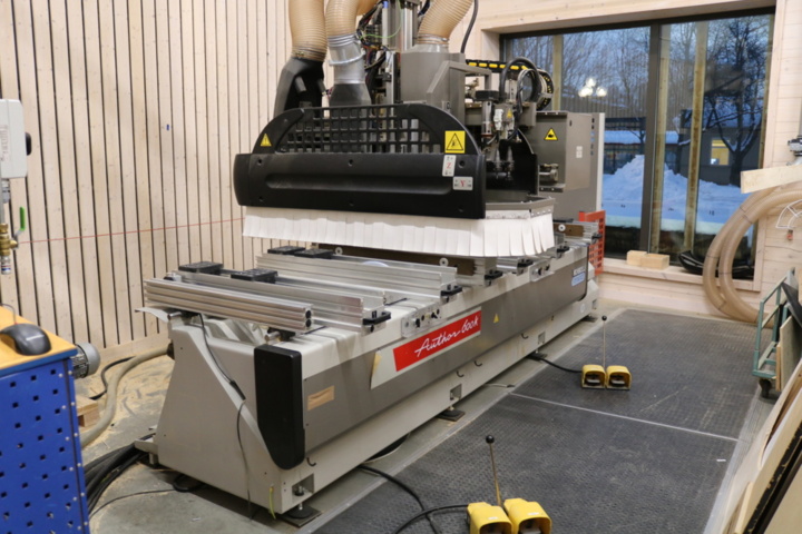 1416743-3 CNC Morbidelli Author 600K. Trä.