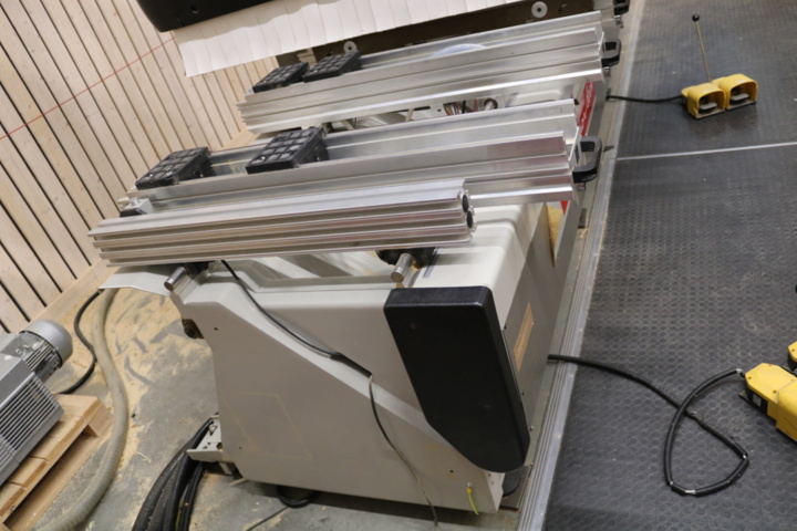 1416743-4 CNC Morbidelli Author 600K. Trä.