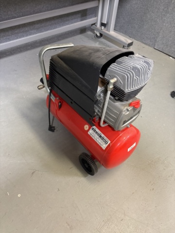 1443757-5 Kompressor med tillbehör - Serva XR325