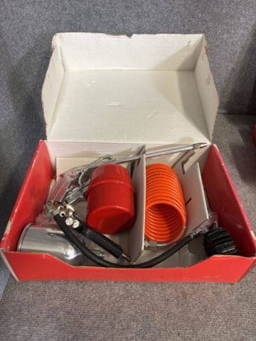 1443757-9 Kompressor med tillbehör - Serva XR325