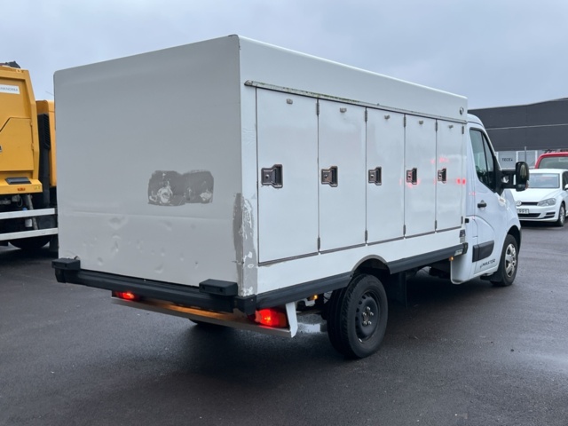 1457311-5 Ice cream truck Renault Master Chassi Cab 3.5 T 2.3 dCi Quickshift, 170hp, 2019