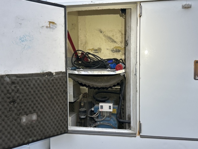 1457311-30 Ice cream truck Renault Master Chassi Cab 3.5 T 2.3 dCi Quickshift, 170hp, 2019