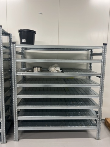 1420444-2 Plåthyllor 2 st