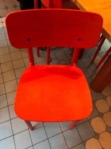 1389131-3 Stolar, pallar, taklampor