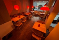 1389134 Chairs, ceiling lamps, window decorations, pots