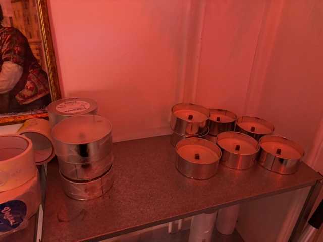 1389135-3 Plåthyllor, glas, marchaller, kvittorullar