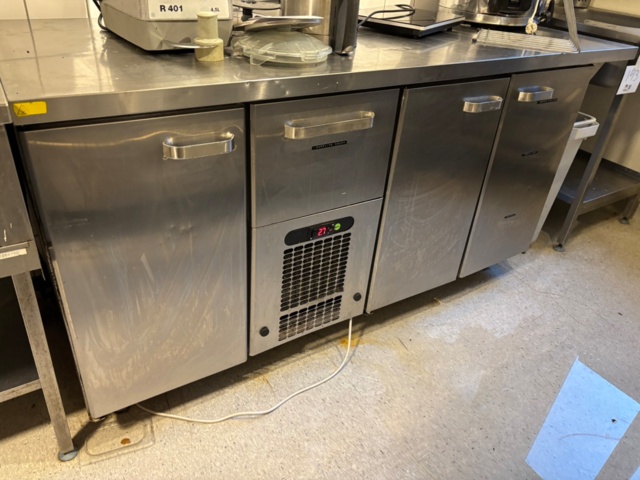 1389140-1 Refrigerated counter Restmec OU VLE1631