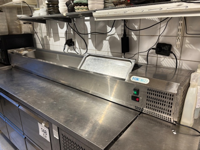 1389149-1 Salad chute Forcold