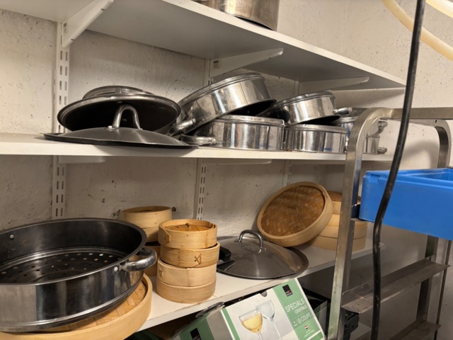 1389151-3 Källarförråd