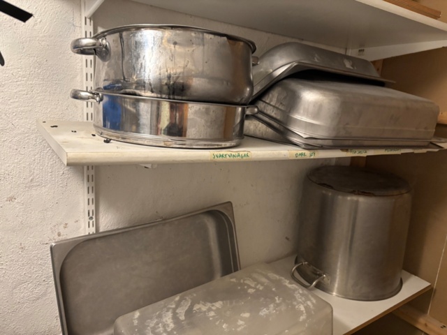 1389151-4 Källarförråd