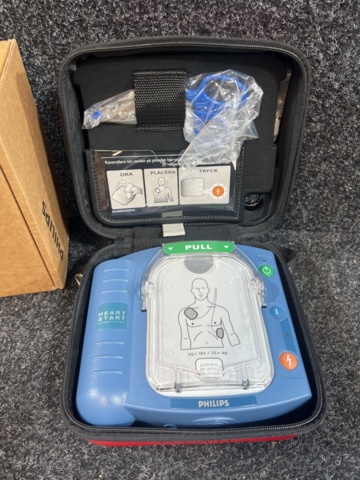 1384595-3 Hjärtstartare med väska - Philips HeartStart HS1