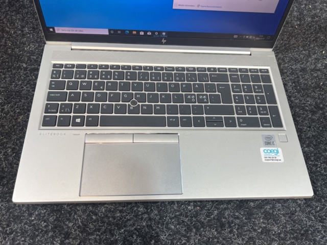 1384597-2 Laptop with charger - HP EliteBook with Intel Core i5, 8 GB RAM