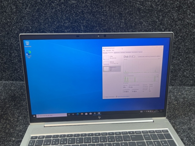 1384597-3 Laptop with charger - HP EliteBook with Intel Core i5, 8 GB RAM