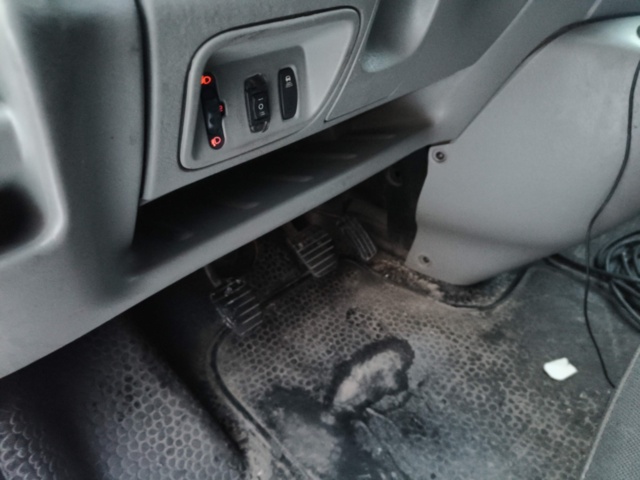 1401086-58 Opel Vivaro Van 2.9t 2.0 CDTI -2011 Repair item