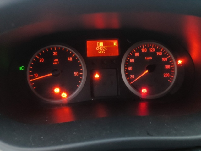 1401086-64 Opel Vivaro Van 2.9t 2.0 CDTI -2011 Repair item