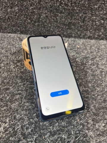 1384605-1 Mobile phone without charger - Samsung Galaxy A13, 64 GB