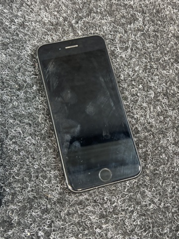 1431632-2 Mobiltelefoner 3 st utan laddare - Apple iPhone SE, 64 GB